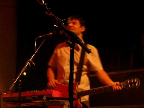22/23 Tegan & Sara - Band Intro + Living Room @ Picture House, Edinburgh, Scotland 11/15/09