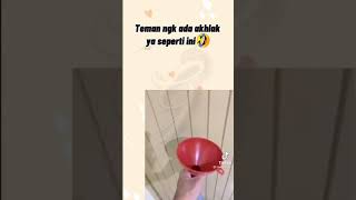 Download lagu Prank teman di Kamar Mandi #Shorts mp3