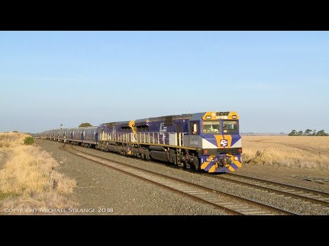 QUBE Grain Train With CFCLA CM Class Locomotives - PoathTV Australian Railways