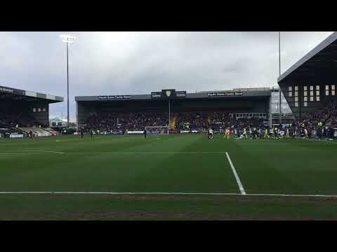Notts County & Scunthorpe walk out into a packed Meadow Lane