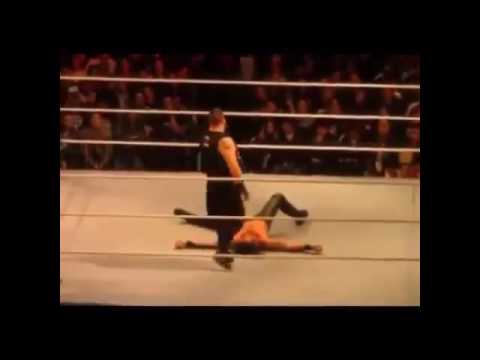Seth Rollins And Kevin Owens Emulate Hulk Hogan And The Rock