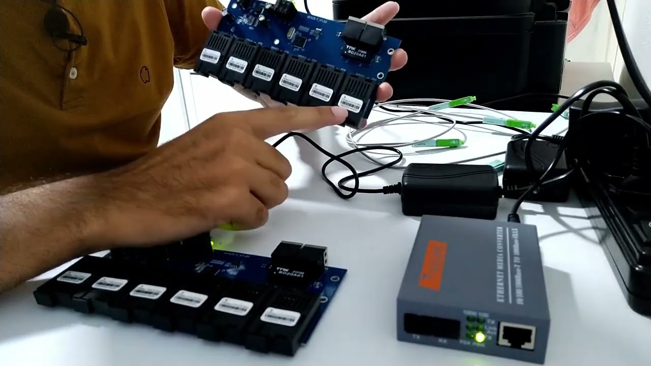 Como conectar duas placas metro e atender até 10 clientes com fibra