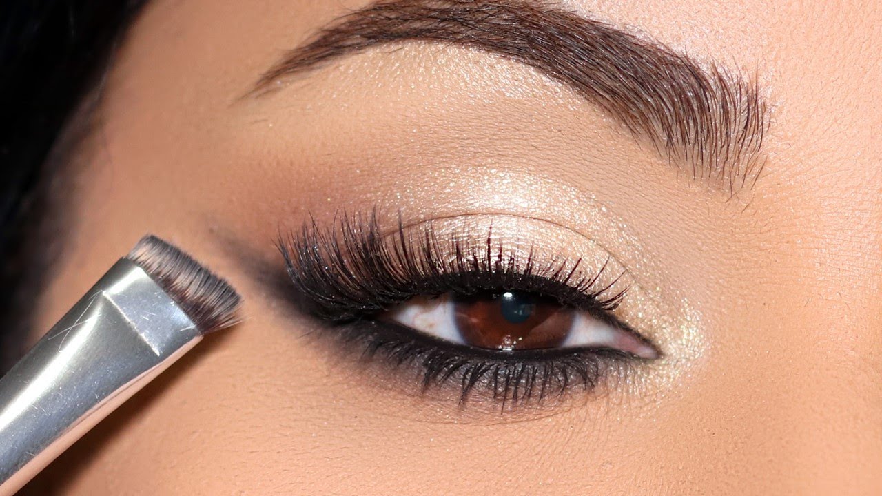 Why this 5 Minute Beginner Reverse Smokey Eye will become YOUR Favorite!!