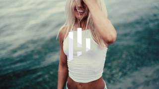 Denny White - Traces