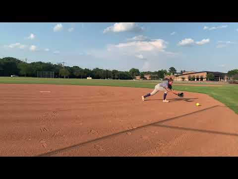 (Off season fielding and hitting work) 2023 RHP softball skills - Hannah Strickland