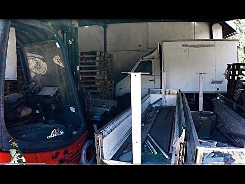 Abandoned "production line" - abandoned cars, forklifts. Urbex PKR