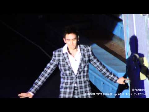 111008 2PM Hands up Asia Tour in Taipei TaecYeon, Nichkhun - My valentine