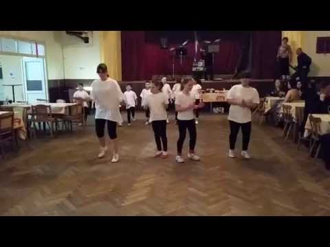 Jarní ples - předtančení I.