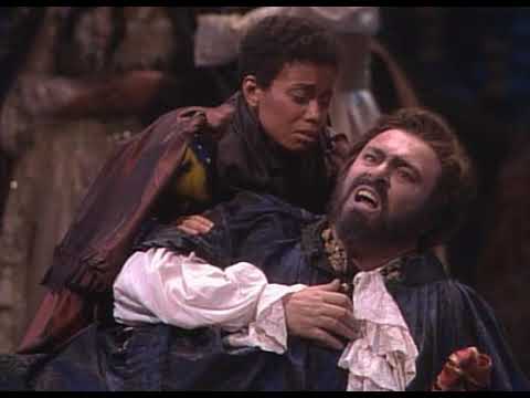 Álarcosbál finálé