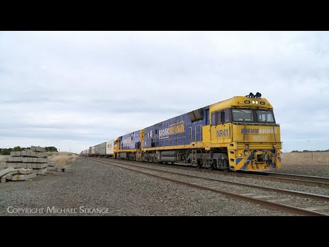 Pacific National 6MP4 TOLL Container Train With NR41 & NR22 (14/7/2023) - PoathTV Australian Railway