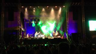 imt smile - vesela pesnicka live at dobry festival 2012