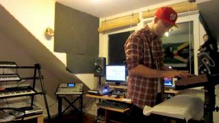 Lil Jam Session (influenced by Dam-Funk)