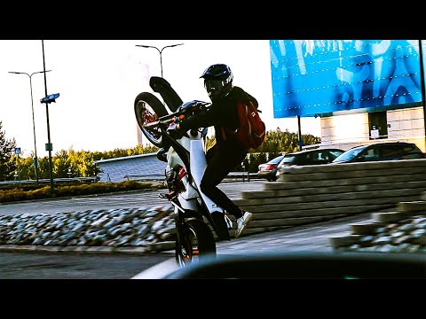 KTM300 | Killing the Streets + Crash