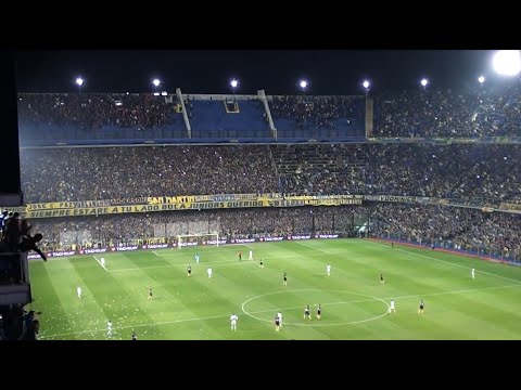 ""NO SOMOS COMO LA ACADEMIA, NO SOMOS COMO EL CICLÓN" | BOCA JUNIORS - LA 12 (Sub: " Barra: La 12 &bull; Club: Boca Juniors