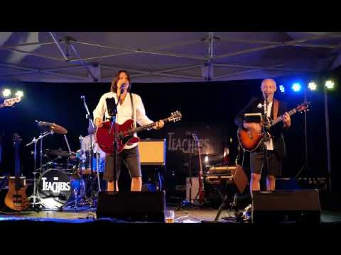 2025 07 26   The Teachers hraji pod zámkem Břeclav -  video 2