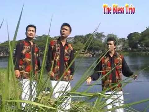 The Bless Trio JANJIMU SEPERTI FAJAR