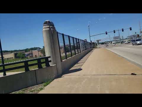 Peoria Illinois police are harassing people with signs. We had no problems today.