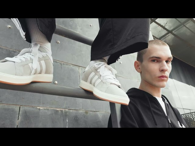 Vídeo relacionado con adidas Hombre Grand Court Base 00s Shoes, Grey Two/Cloud White/Gum, 45 1/3 EU