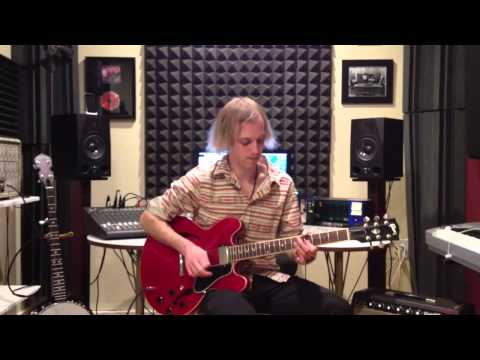 Blues Guitar Lesson in the Style of Muddy Waters - Mannish Boy Guitar Riff