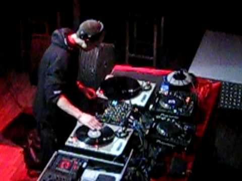 Simon Underground  @ Cityrave - Attack of Zalinaz  Outro