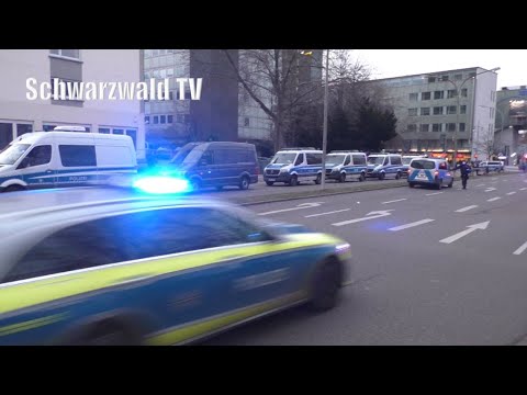 🚨😷 C-Demo Freiburg: Viel Polizei und Sabrina sagt ihre Meinung "Die Demo wäre viel größer, wenn..."