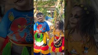 Download lagu Anak metal vs anak dugem geleng geleng #arekbudoyo #jaranan mp3