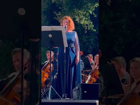 Someone To Watch Over Me (Gershwin) - Laura Claycomb