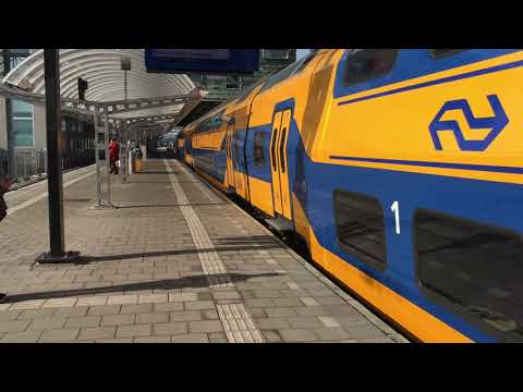 Treinen op Station Amsterdam Centraal