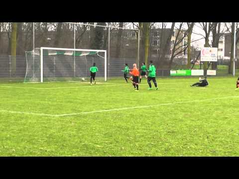 14 feb 2015 DSO Ultrajectum D1 - VV De Meern D3 com 2-3 Doelpunt Daan, assist Leandro (1-1)
