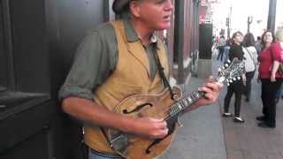 Mandolin Mike Slusser Playing Bill Monroe - I`m Going Back To Old Kentucky.