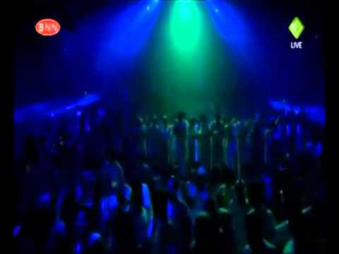 Paul Frick featuring Emika - I Mean (Finchhatten Remix)