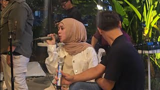 Download lagu CINTA YANG SEMPURNA - LESLAR |  LIVE WRAP PARTY FILM AMIN TANPA IMAN 24EVER COFFEE PULLOX MALL mp3