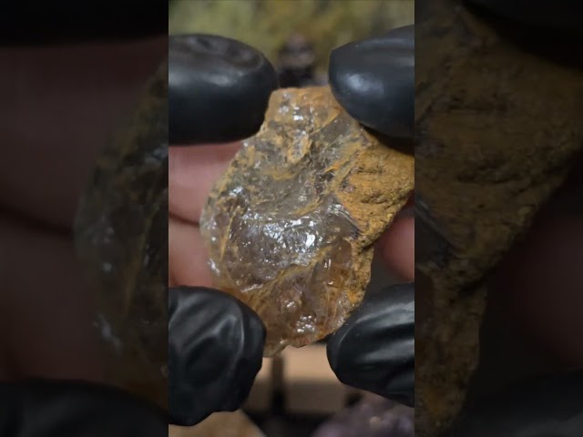 حجر روك كوارتز (در) خام طبيعي