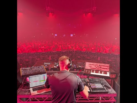 Craig Connelly's EPIC Rong Indoor Festival 2025 DJ Set