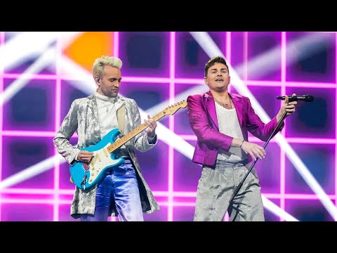 Fyr & Flamme - Øve os på hinanden | Dansk Melodi Grand Prix 2021