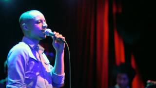 Jose James Live: "It's All Over Your Body" and "Park Bench People"