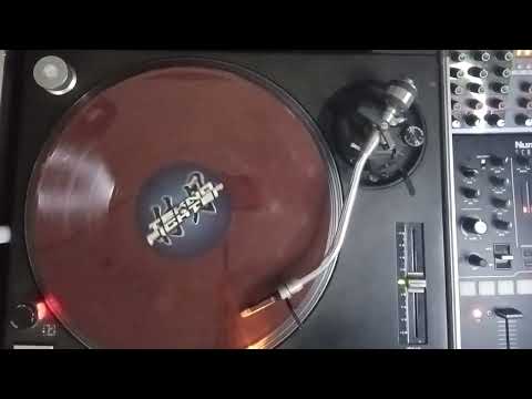 Tekno Fighter 04 B Uzi–Karma