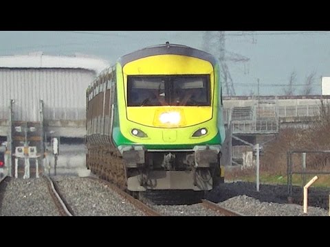 Irish Rail Mark 4 Intercity Train + 201 Class Loco - Clondalkin & Fonthill, Dublin