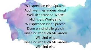 Parallel feat. Cassandra Steen - Eine Sprache (Lyrics)