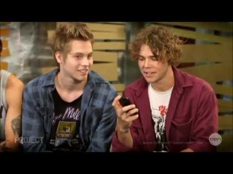 5SOS Talk Calum's "Little Blip" & the One D "Stage Strut" 14-10-2014