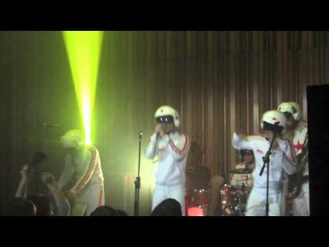 Torpedo Boyz - Japaneeze Boyz - Live - Berlin - 4.12.2010