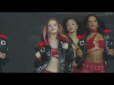 GAMEBOY - KATSEYE (Live in Lollapalooza Chicago) 