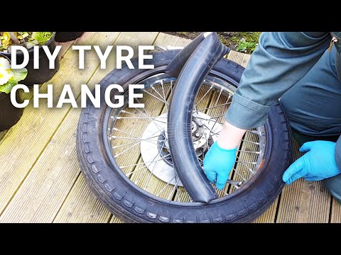 Motorcycle Tyre Change DIY Guide - Honda CB750 | Part 22