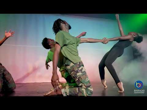 Dulce Et Decorum Est by Wilfred Owen