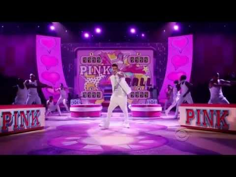 Justin Bieber [Victoria's Secret Fashion Show 2012] - Beauty and a beat/As long as you love me mpeg4