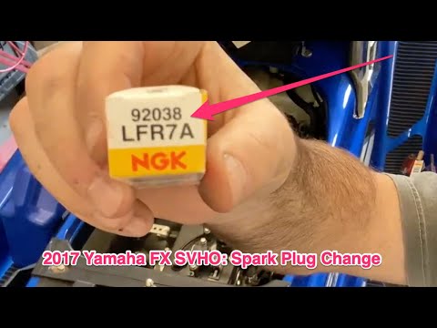 Yamaha FX SVHO: Spark Plug Replacement