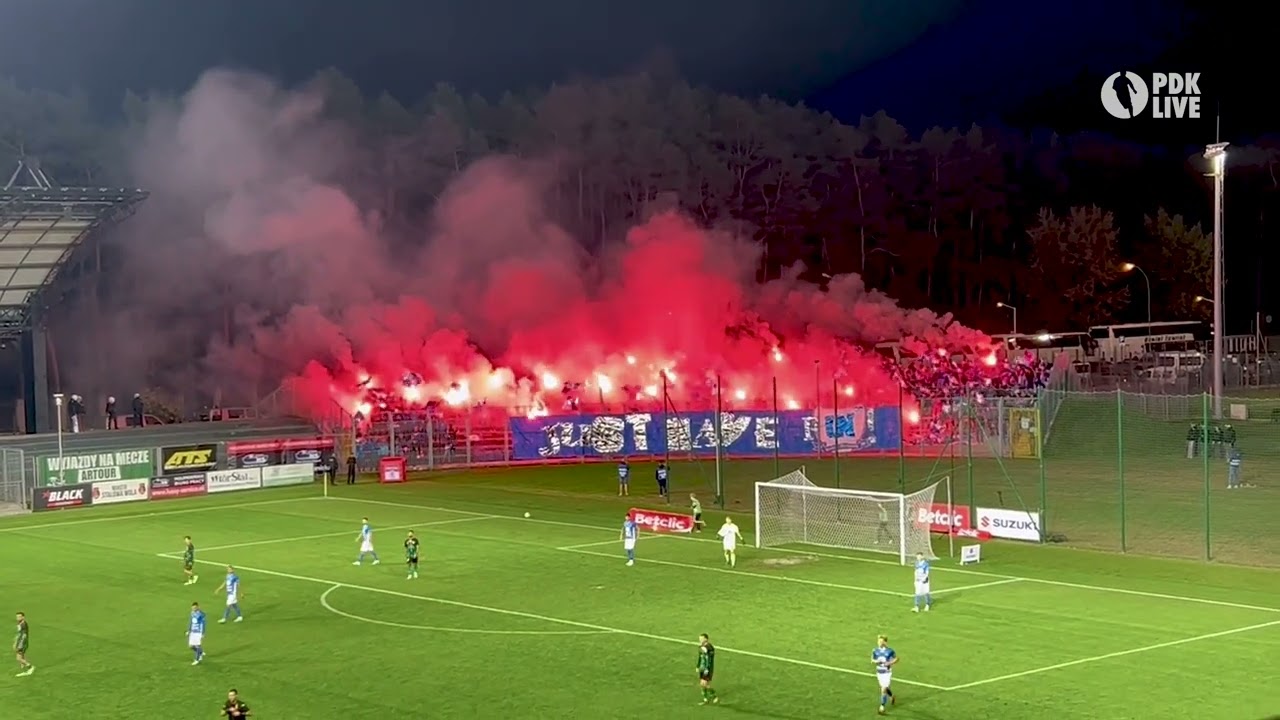 Stal Stalowa Wola - Ruch Chorzów 2-0 [KIBICE, OPRAWA]