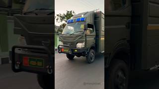 Download lagu Kumpulan Mobil Truk Tempur TNI AD mobil Polisi bertugas di jalanan 🚓 Komando latihan pertempuran mp3