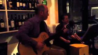 Duo TRIORITET - wine&coffee bar GRAPE - La confession - Lhasa de Sela