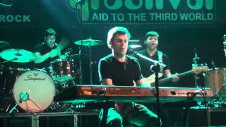 El viaje de Chihiro - Iván Ferreiro @ QFestival, Alzira (Valencia) 31/03/2012